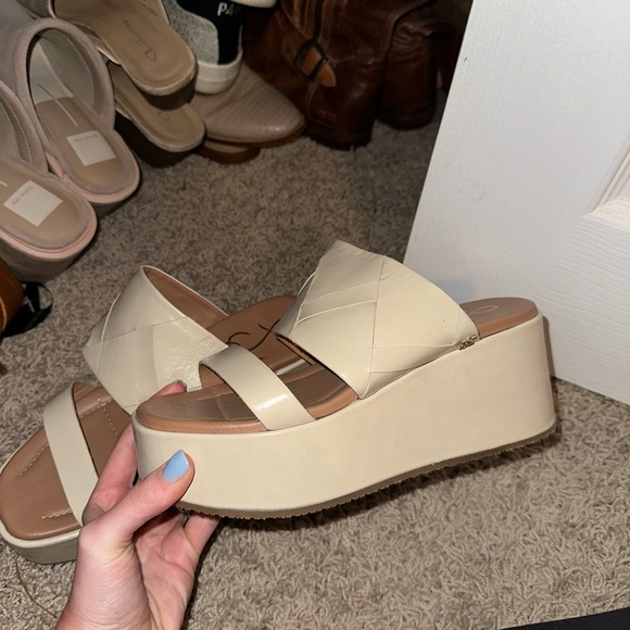 Sam Edelman platform sandal - Picture 3 of 6